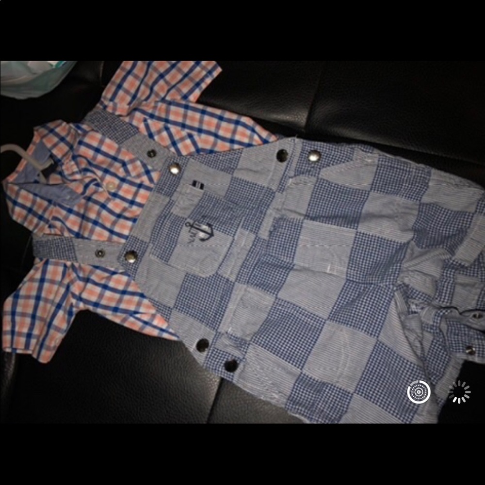 Beautiful Two Piece Set‼️ - Picture 2 of 4